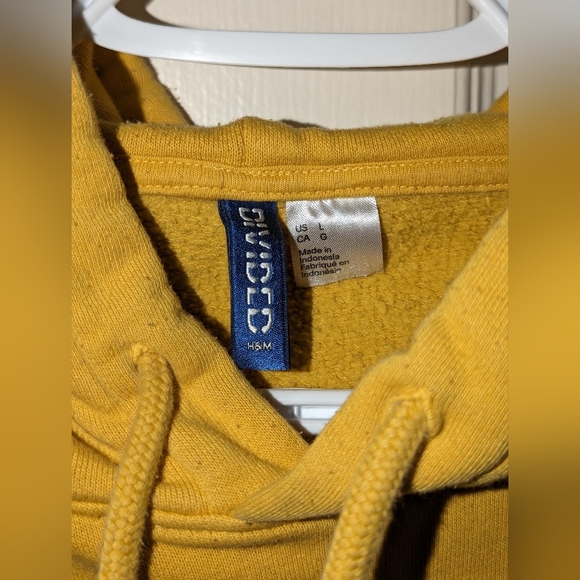 H&M Hoodie - Picture 2 of 4